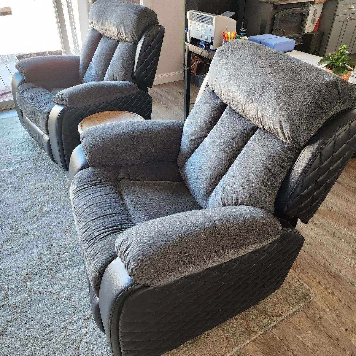 Pair of recliners The Lake's List Serving Lake and Mendocino Counties