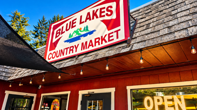 Blue Lakes Market