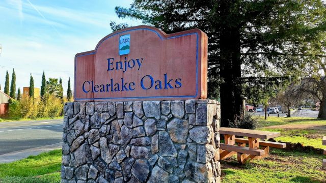 Clearlake oaks