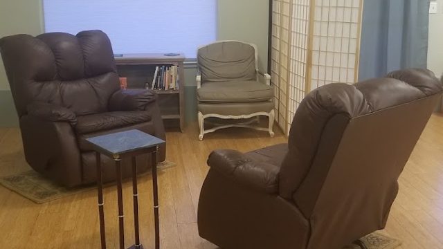 Kevin McGeoch Lake Therapy – LCSW P.C.