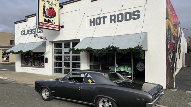 Lady Luck Garage