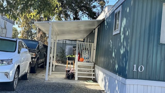 Lakeland Mobile Home Park