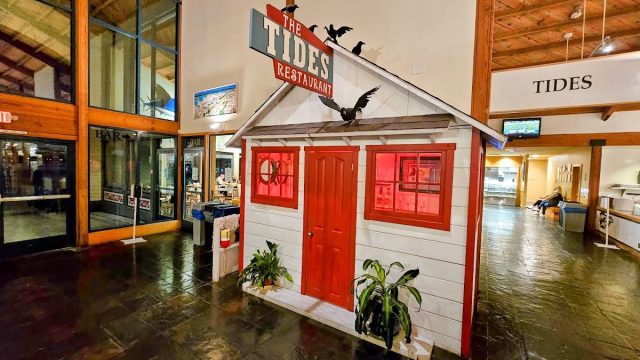 Tides Wharf Fish Market